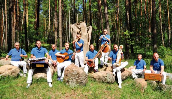arthada-&-friends3.jpg