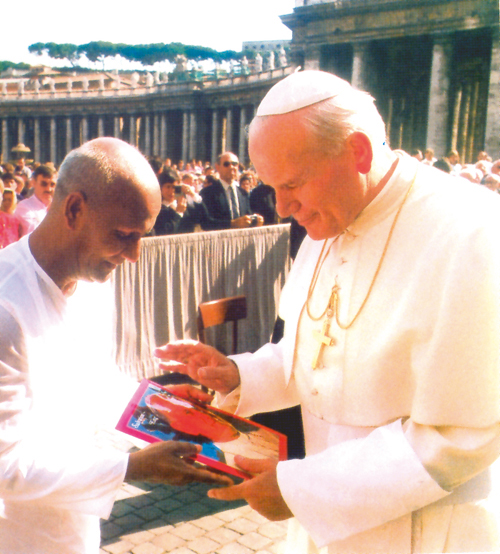 janos_pal_papa_sri_chinmoy_1.jpg