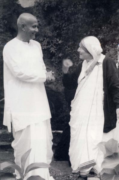 terez_anya_sri_chinmoy_1.jpg